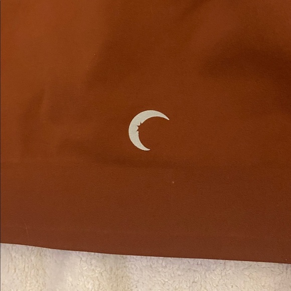 ZYIA Chocolate Zip-Front Sports Bra - Picture 4 of 8